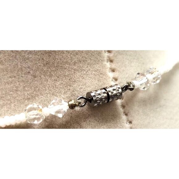 Vintage Faceted Glass Beads With Small White Accent Beads Necklace - 24" - Picture 4 of 4